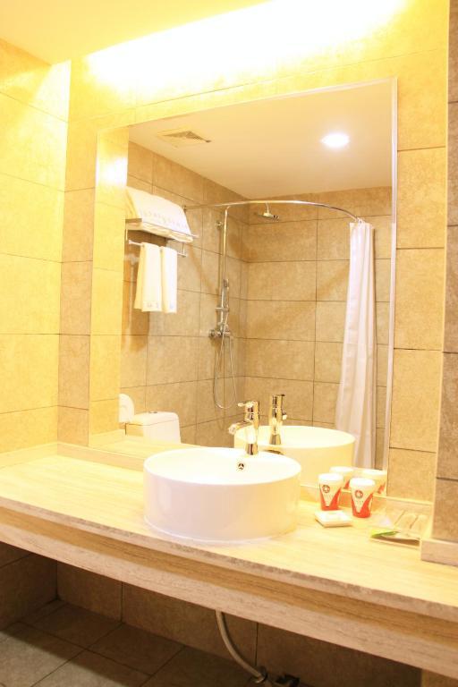 Zhou Wang Cheng Hotel Luoyang  Esterno foto